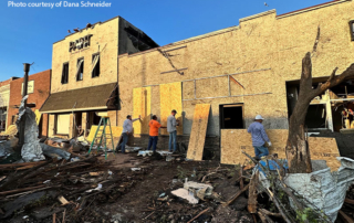 Tornadoes rip through Perryton, cause significant damage Recovery efforts are underway in the Texas Panhandle following after tornadoes devastated the rural community of Perryton.