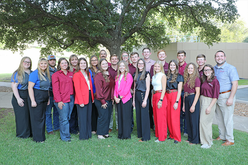 Collegiate Farm Bureau leaders learn at TFB officer retreat Students who serve in leadership positions with the five Collegiate Farm Bureau chapters attended an officer retreat at Texas Farm Bureau this month.