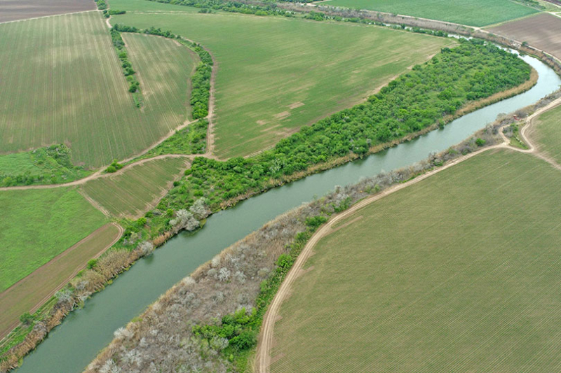 New legislation aims to help Rio Grande Valley farmers A bill introduced last week aims to help Rio Grande Valley farmers and ranchers who have been affected by lack of water payments from Mexico.