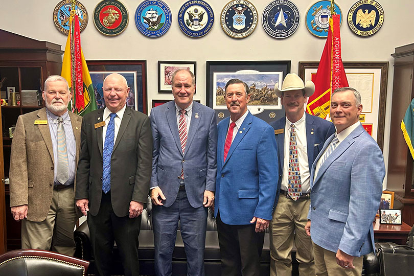 Texas farmers tell Congress to pass a farm bill during Capitol Hill visit TFB state directors and members visited Capitol Hill last week to talk with lawmakers about passing a farm bill.