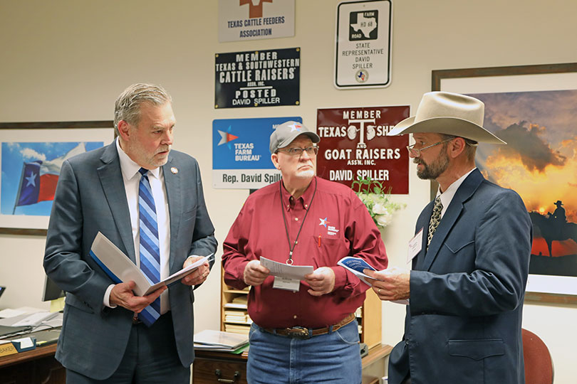 Farmers, ranchers advocate for agriculture at state Capitol More than 300 Texas farmers and ranchers stepped beyond their fences this week to share issues important to Texas agriculture with legislators at the state Capitol.