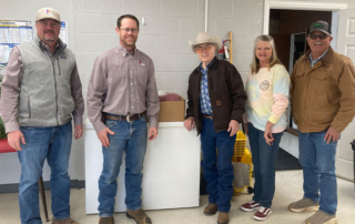 Baylor County Farm Bureau donates fresh pork Baylor County Farm Bureau recently donated 116 pounds of fresh pork to local organizations through TFB’s Farmers Feeding Families program.