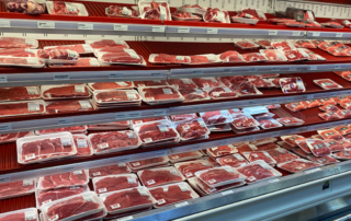 Retail beef prices high record highs Retail beef prices are hitting record highs in the U.S. driven by a shrinking U.S. cattle inventory and strong consumer demand.