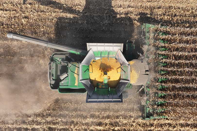 USDA to resume FSA operations, distribute commodity program payments The Trump administration plans to reopen core FSA operations and begin distributing commodity program payments to farmers this month.