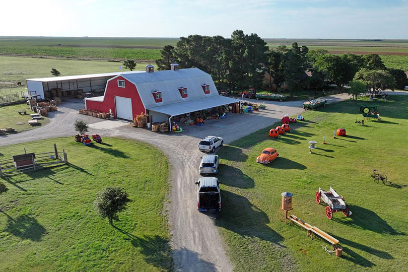 pumkinfarm Assiter family carves out legacy in the heart of ‘Pumpkin Capital USA’ Tim Assiter has carried on the family tradition of growing pumpkins that began more than 60 years ago.
