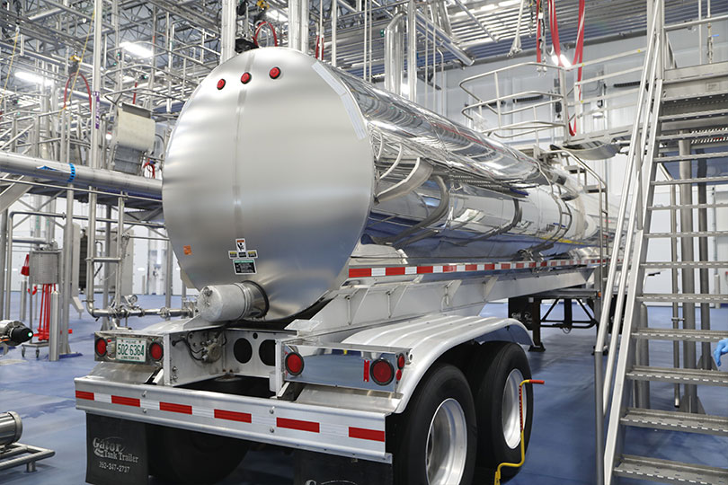 Walmart opens milk processing facility in Robinson A $350 million milk processing facility in Robinson is creating more than 400 jobs and opening new market opportunities for dairy farmers across Central Texas.