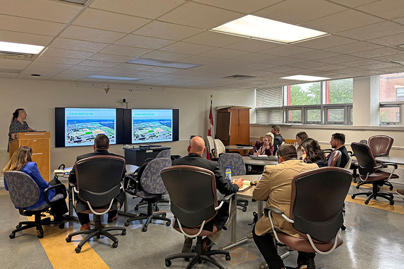 AgLead2 TFB AgLead XVII strengthens understanding of Canadian agriculture, trade Trade was top of mind for members of Texas Farm Bureau's AgLead XVII class as they traveled across Canada to learn more about agriculture in the neighboring country.