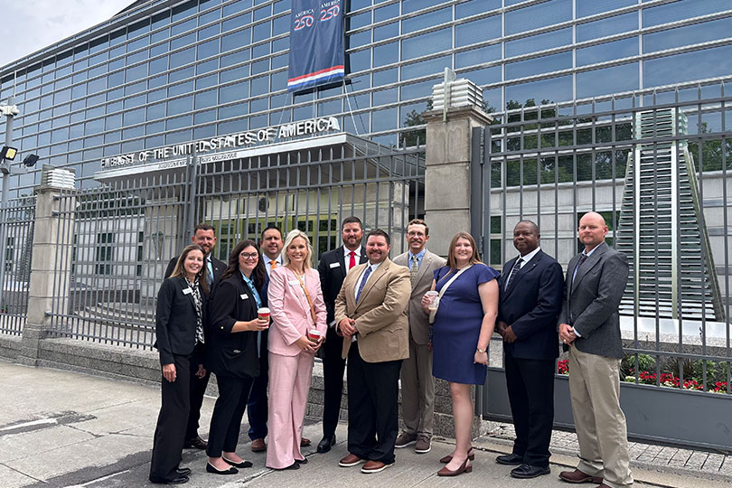 AgLead3 TFB AgLead XVII strengthens understanding of Canadian agriculture, trade Trade was top of mind for members of Texas Farm Bureau's AgLead XVII class as they traveled across Canada to learn more about agriculture in the neighboring country.
