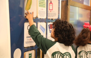 TFB’s Doorways to Agriculture exhibit at fairs, events this fall Consumers of all ages can explore Texas agriculture through Texas Farm Bureau’s Doorways to Agriculture interactive exhibit at fairs and events this fall.