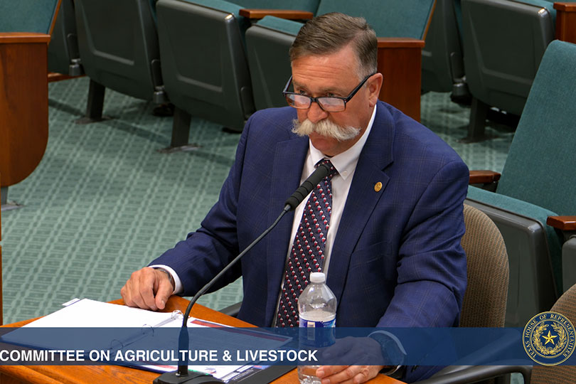 Invasive pests threaten Texas agriculture Invasive pests are damaging Texas crops, pastures and livestock, and those growing threats are prompting calls from Texas Farm Bureau for continued research and coordinated control efforts.
